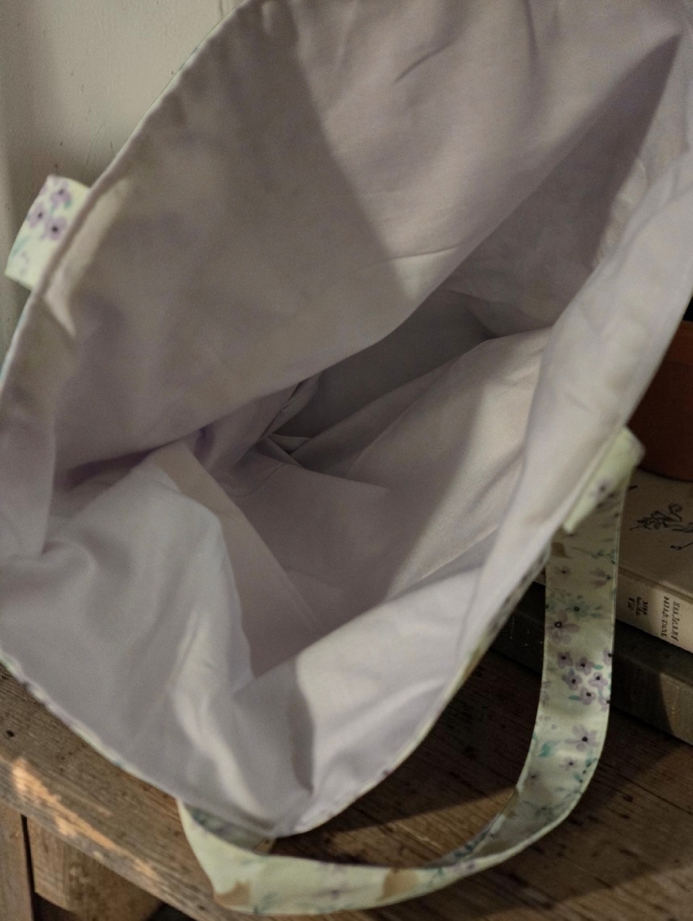 Handmade Floral Bird Tote Bag | Cottagecore Shoulder Bag | Lightweight Everyday - Picture 2 of 2